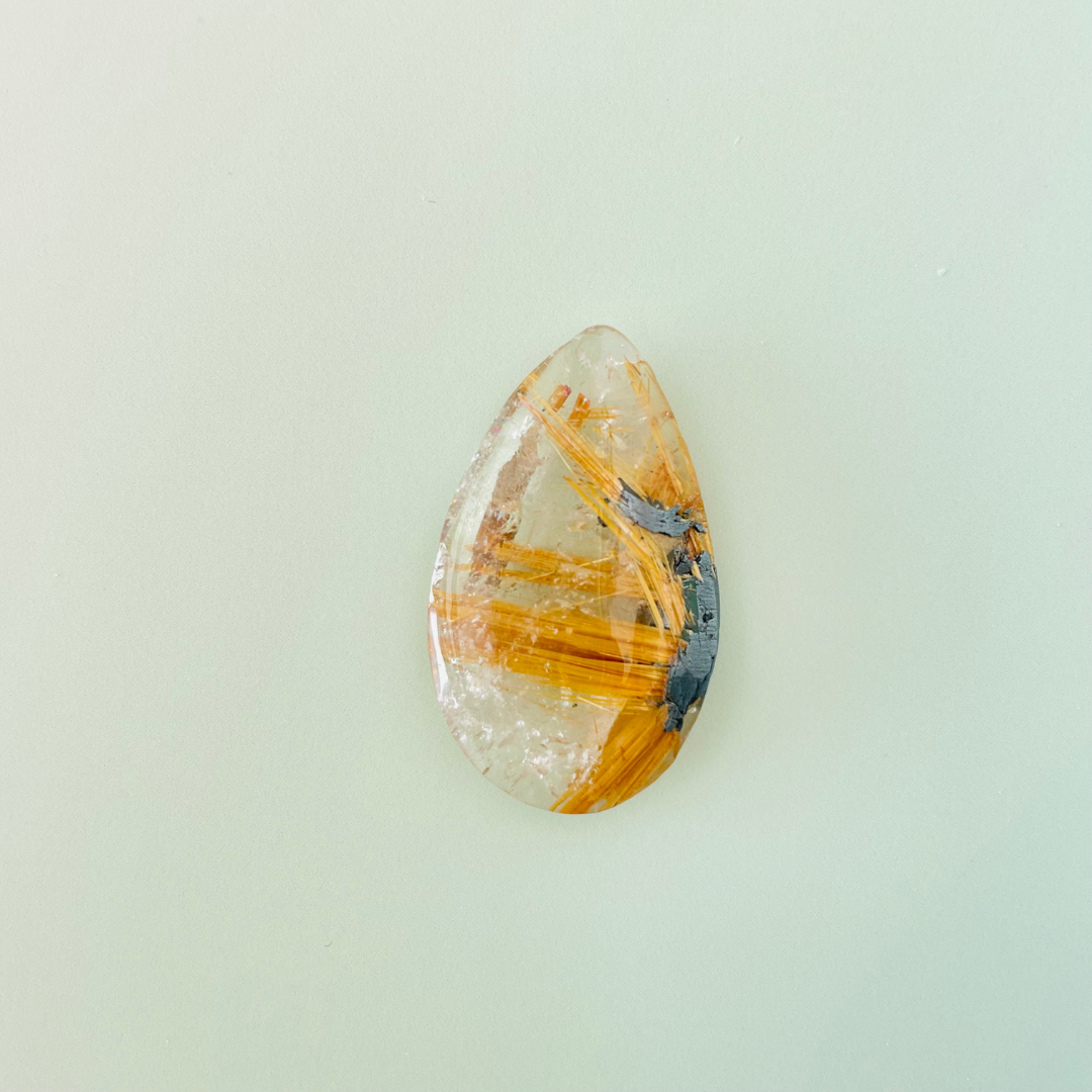 スピリチュアル初心者におすすめ!すぐにい売れてしまいます!太陽ルチル! スピリチュアル初心者におすすめ!すぐにい売れてしまいます